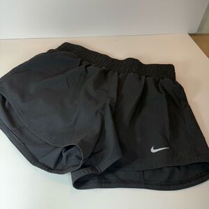 women’s nike shorts